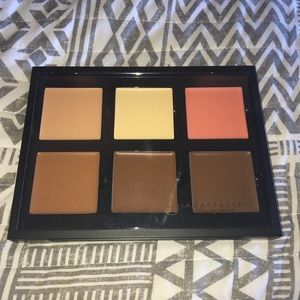 Anastasia Beverly Hills Cream Contour Kit